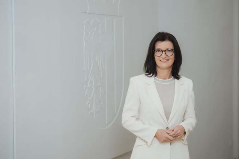 Klubobfrau Margit Angerlehner